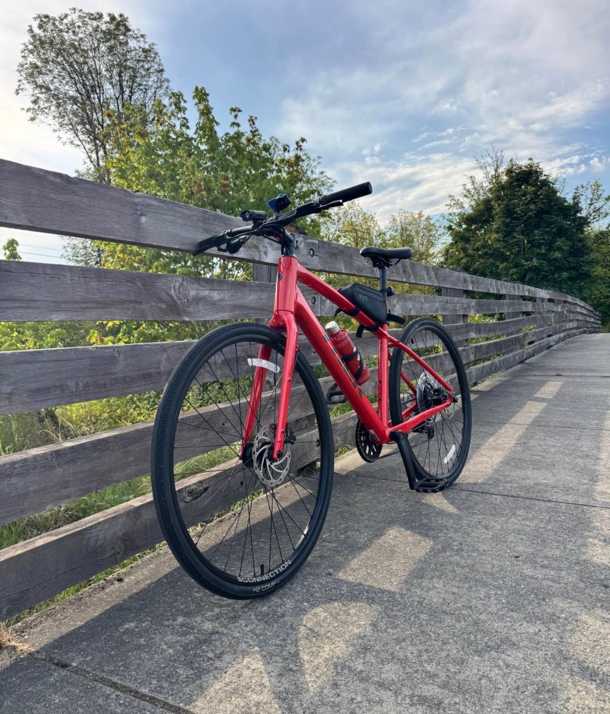 2025 Giant Contend AR 4 Value & Price Guide | Bicycle Blue Book