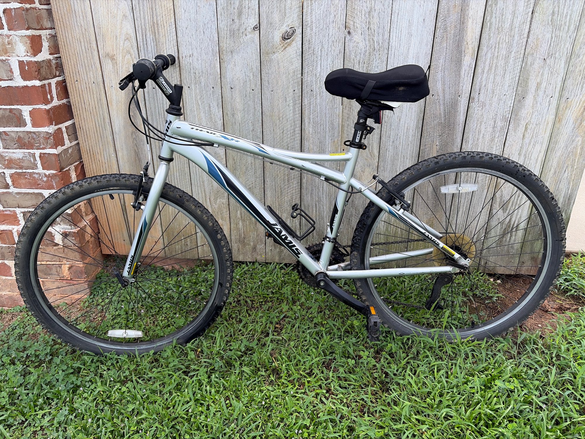 2022 Jamis Trail XR