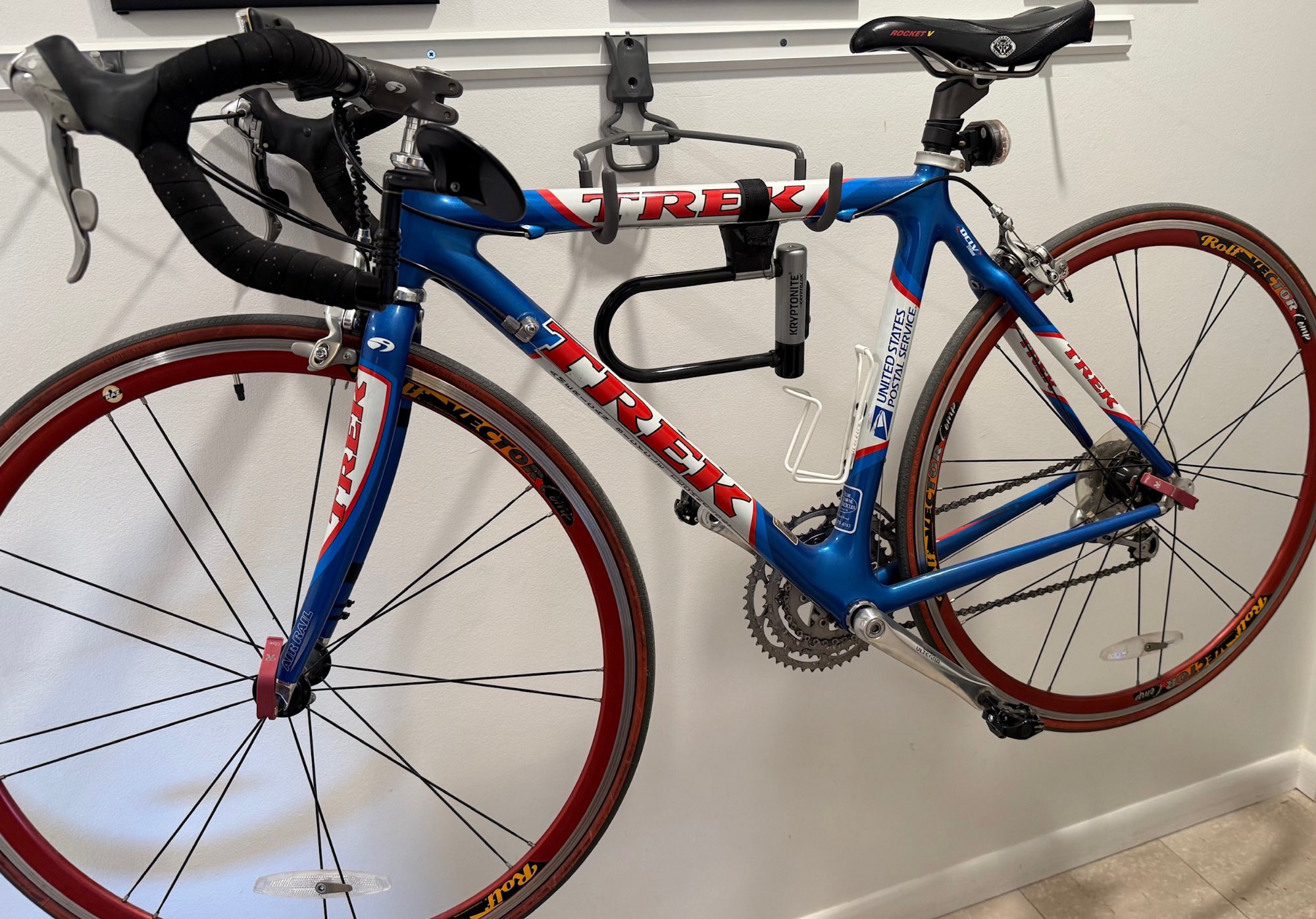 2001 GT i-Drive Team Value & Price Guide | Bicycle Blue Book