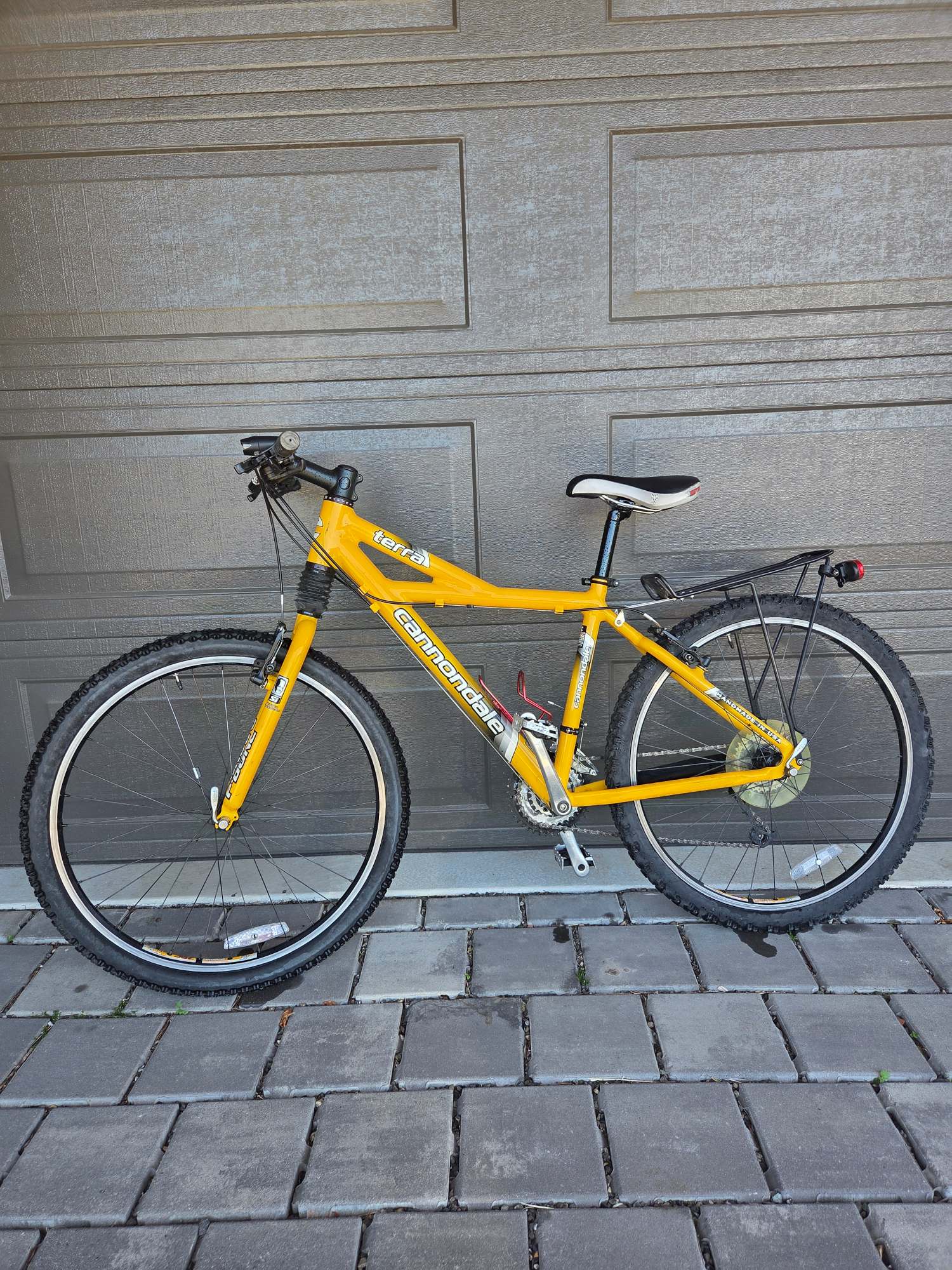 未整備　cannondale TERRA handmade in USA BicycleBlueBook
