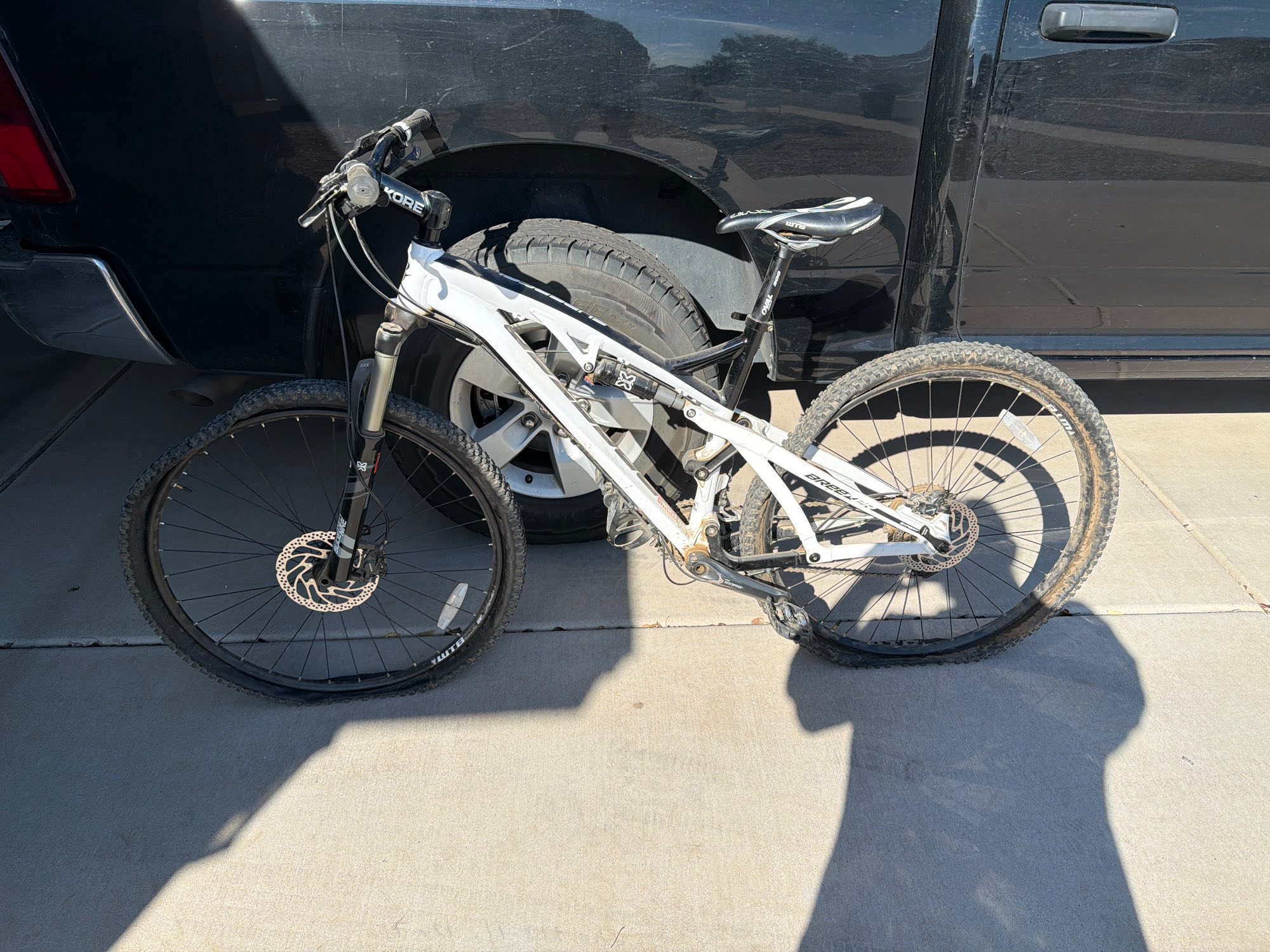 2017 Breezer Supercell 29 Expert