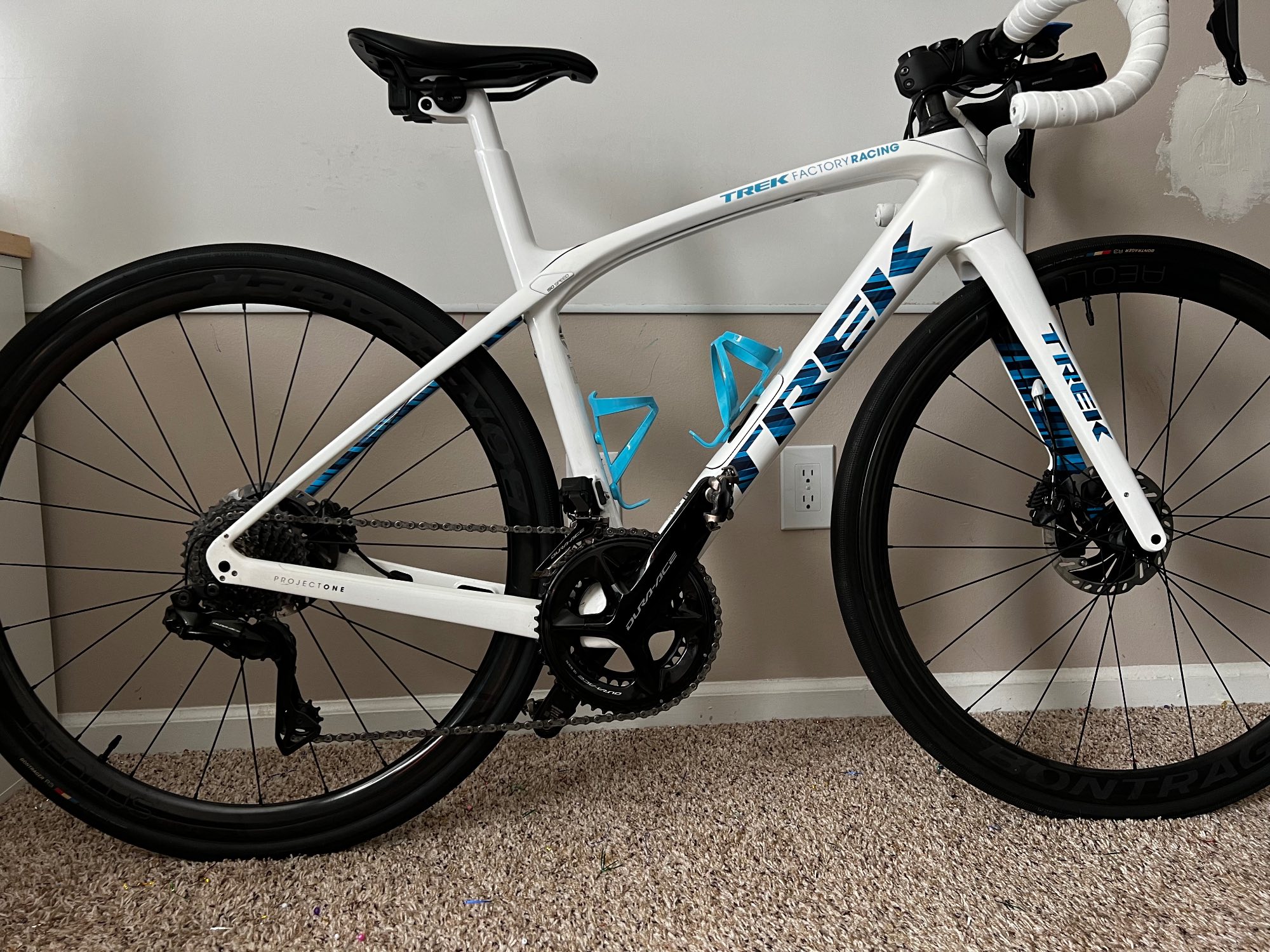 2022 Trek Domane SLR 9 Gen 3