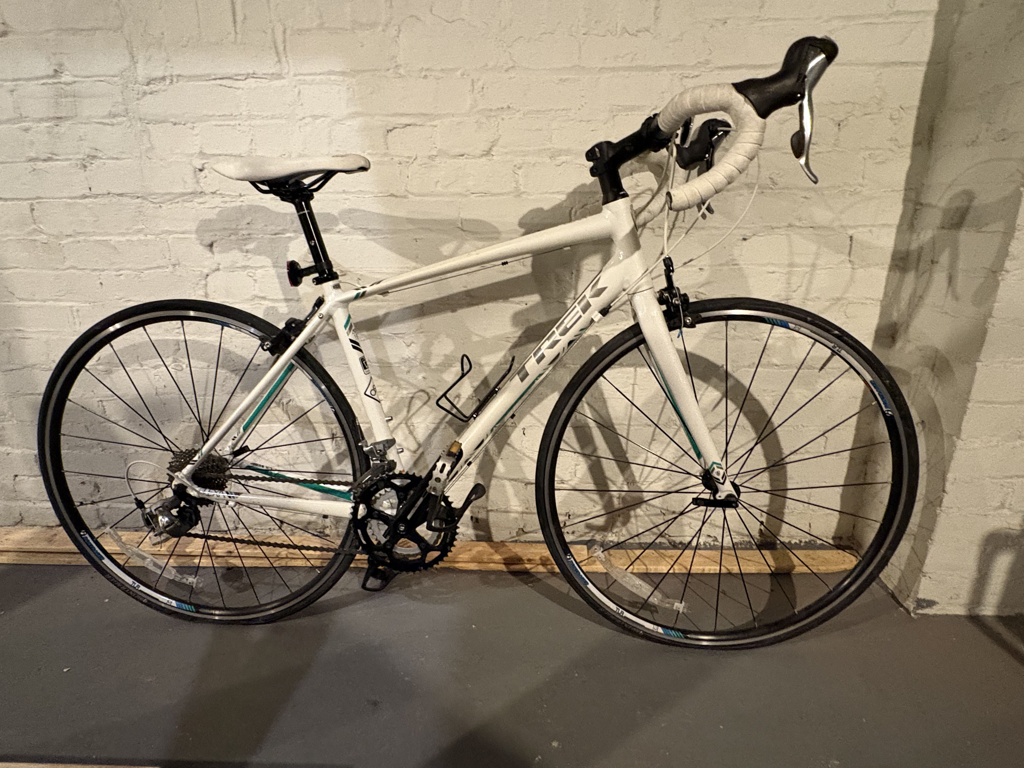 2015 Cannondale CAAD8 105 Value & Price Guide | Bicycle Blue Book